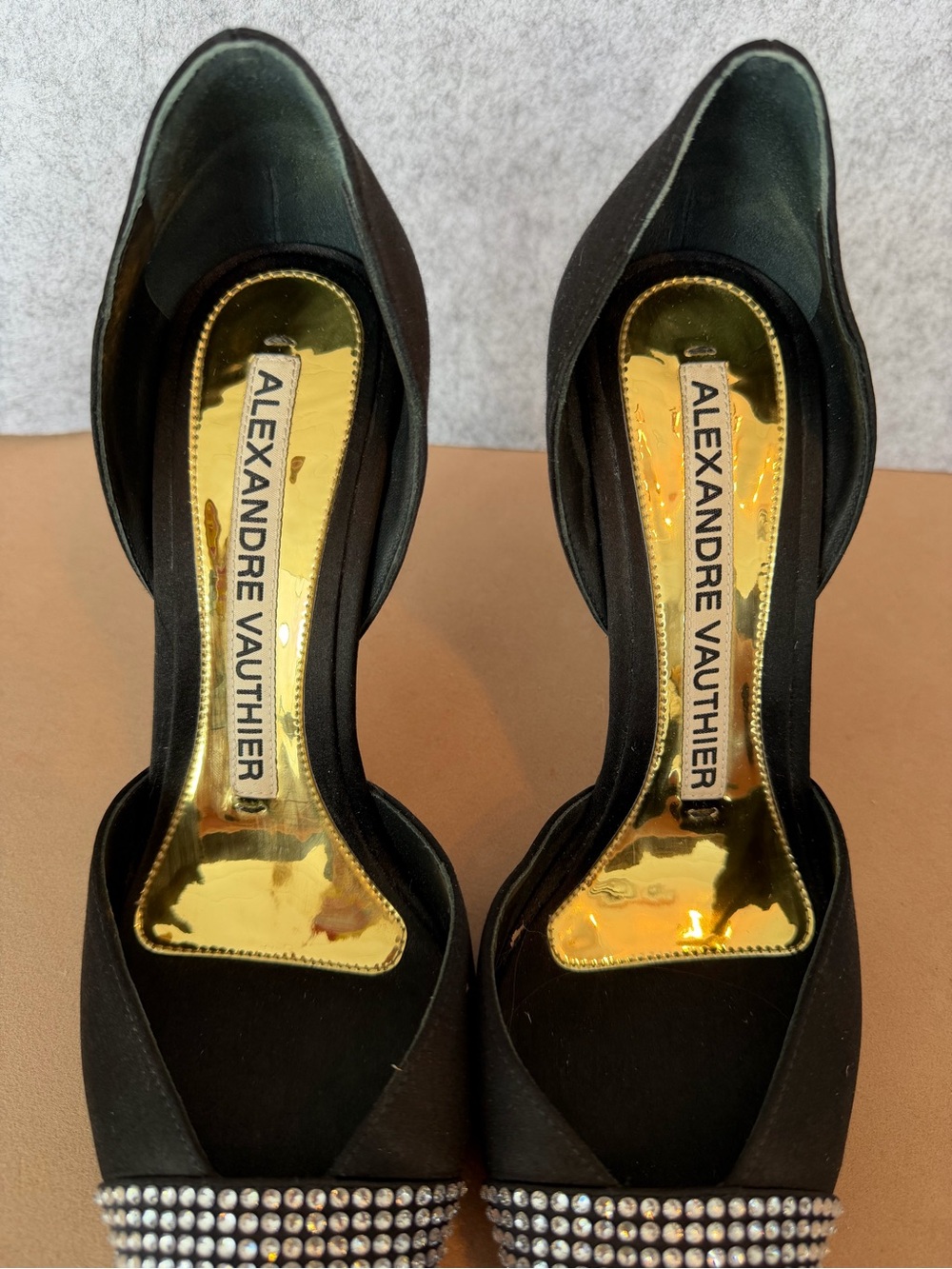 A Alexandre Vauthier Satin and Crystal Heels Size 39 - Picture 15 of 16